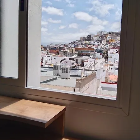 Edificio Triana St 47