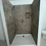 Edificio Triana St 47 *
